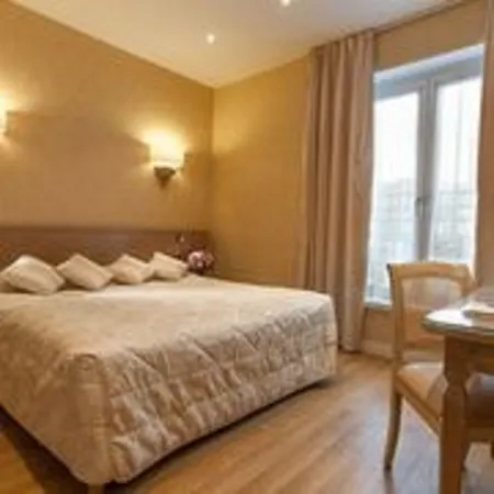 Cecilia Hotel 3*