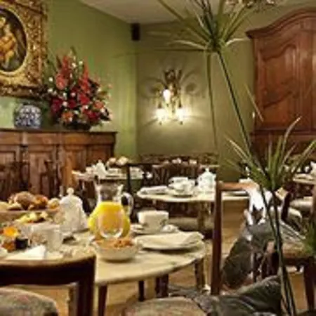 Hotel Cecilia