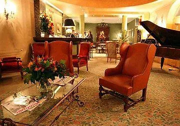 Hotel Cécilia 3*